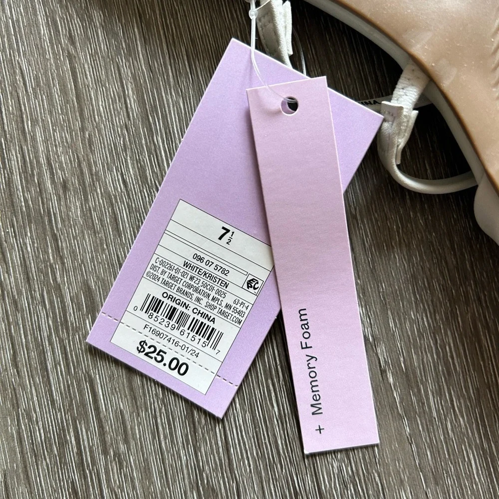 NWT Wild Fable White Memory Foam Kristen Flat Bow Sandals - Picture 5 of 9